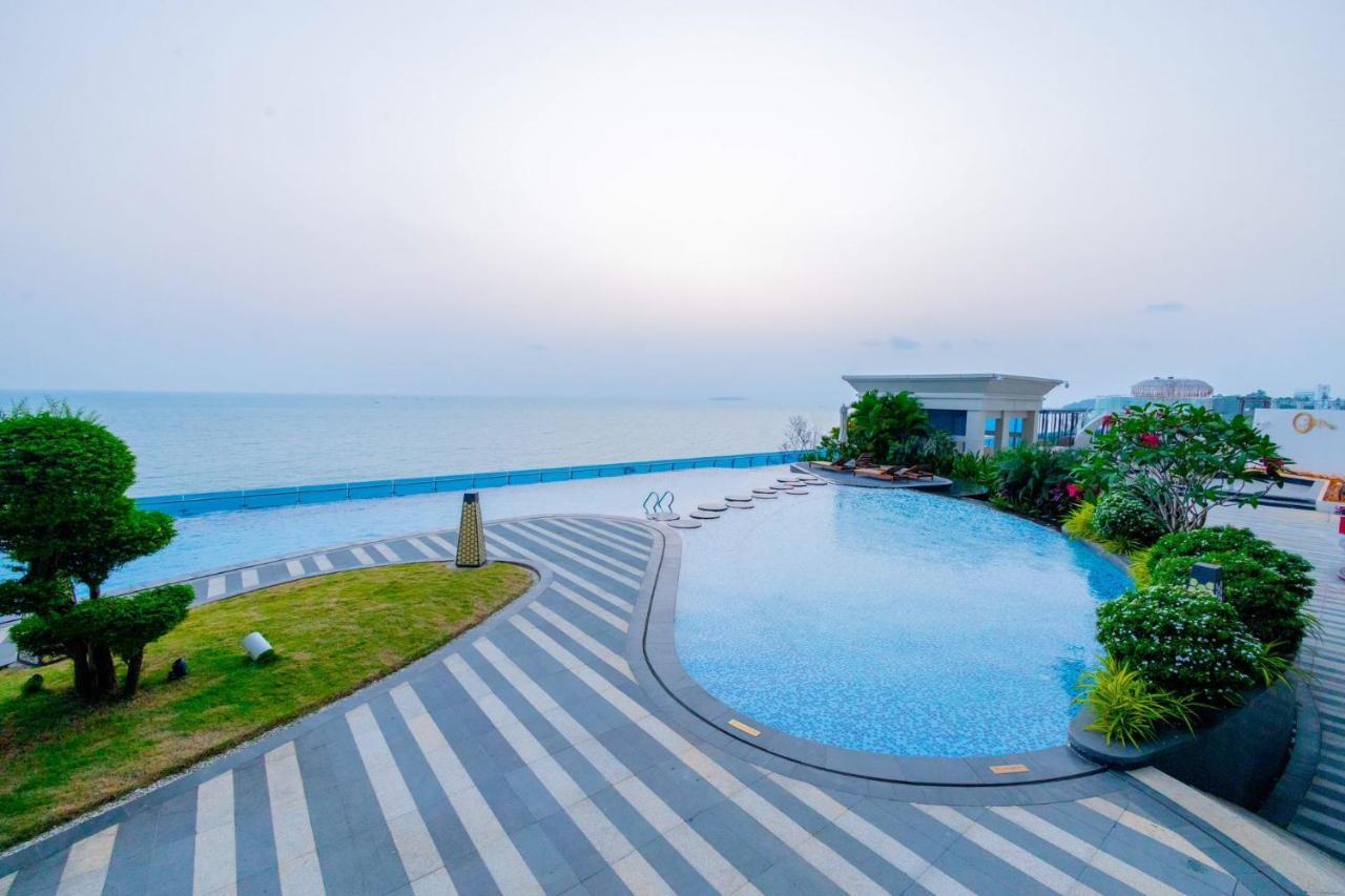 Howard Johnson Plaza By Wyndham Blue Bay Sihanoukville Exteriér fotografie