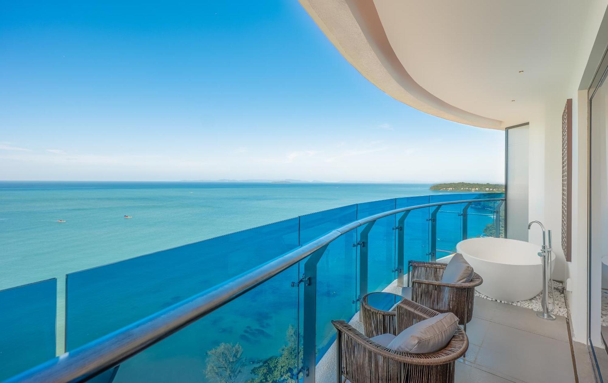 Howard Johnson Plaza By Wyndham Blue Bay Sihanoukville Exteriér fotografie